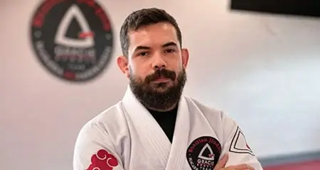 Instructor Thyago Ribeiro